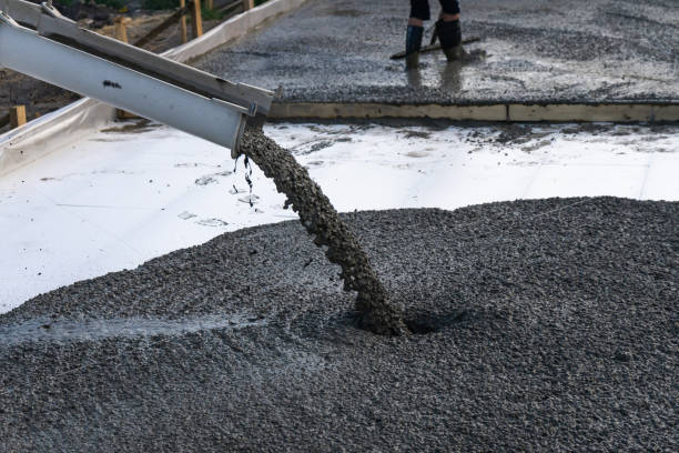 Best Concrete Sidewalk Installation  in Clarksville, IN